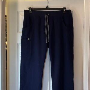 Figs women’s Navy Jogger Sweatpants with Drawstring
